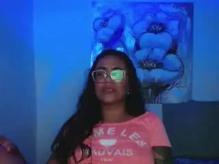 Xlovecam Adult Webcams of MichellOrtega