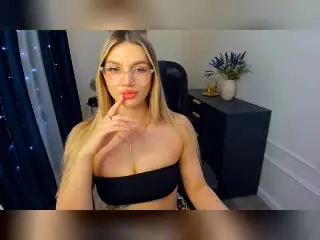 Xlovecam Private Sex Chat of SelenaeMoore