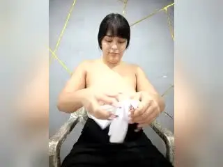 Xlovecam Live Porn of TalianaSquirt