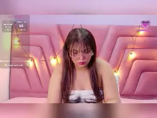 Xlovecam Live Sex of InnocenthaZel