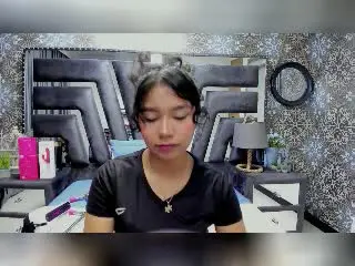 Xlovecam Free Porn Cam of JuliaBennett