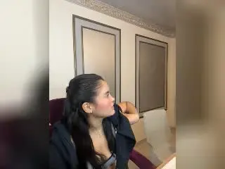 Xlovecam Live Porn of MiiaPalmer