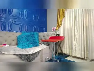 Xlovecam Adult Video Chat of JolieDuvalle