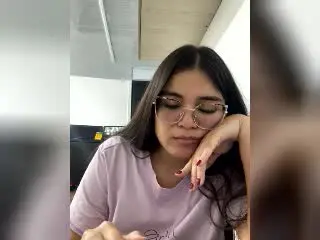 Xlovecam Nude Webcam of CamilaSofiia
