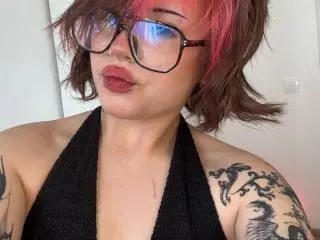 Xlovecam Watch Live Sex Cams of ShanonCare