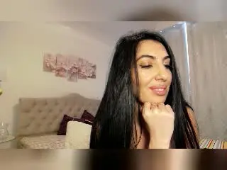 Xlovecam Free Porn Cam of BrunetteBabe69