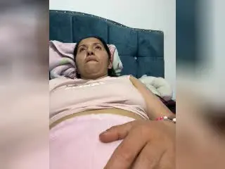 Xlovecam Watch Live Sex Cams of AnnittaLatinHot