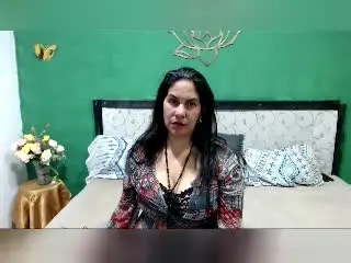 Xlovecam Adult Webcam of RoraimAnaggie