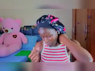 Xlovecam Free Porn Cam of KharlaQueen