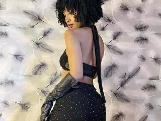 Xlovecam Sex Chat of CocoMademoiselle