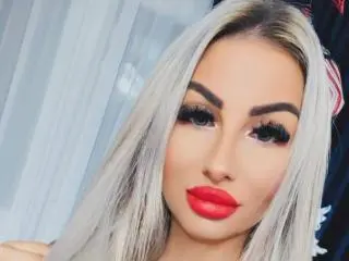 Xlovecam Free Porn Cam of CelineDyor