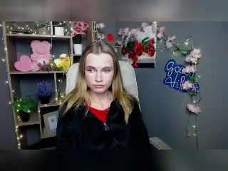 Xlovecam Live Sex Cam of MargaritaKis