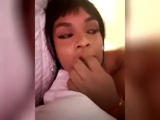 Xlovecam Live Sex Cam of AllyCharlotee