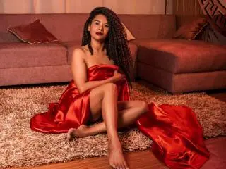 Xlovecam Live Porn of KenyaKarath