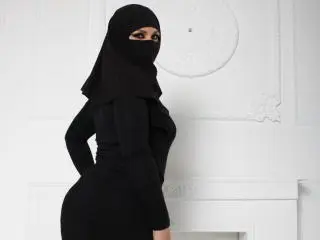 Xlovecam Live Sex Cam of evelynsalax