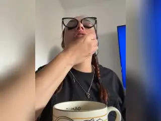 Xlovecam Live Sex of GalaMalkova