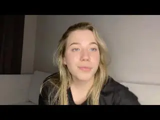 Xlovecam Nude Webcam of EmberSexy