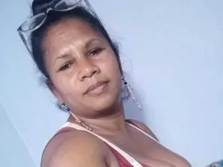 Xlovecam Free Live Porn of Berdonne69