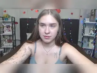 Xlovecam Watch Live Sex Cams of LauraHlot