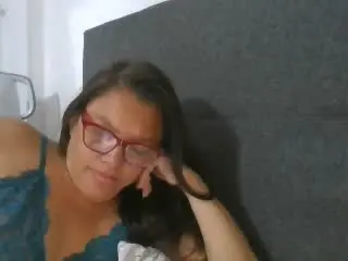 Xlovecam Sex Chat of EstelaHot