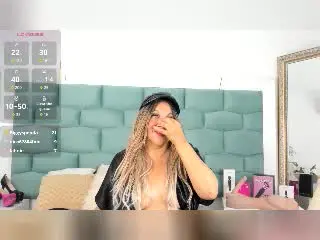 Xlovecam Best Webcam of MiaMancini