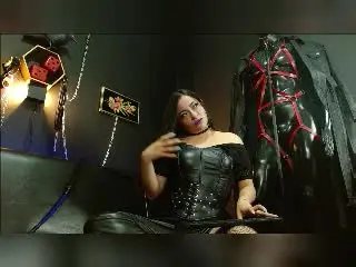 Xlovecam Live Sex Cam of LunaTikka