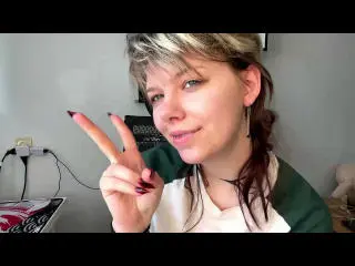 Xlovecam Free Porn Cam of LaurenceCloud