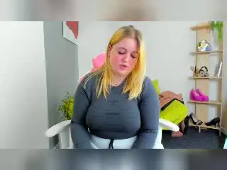 Xlovecam Adult Webcams of DiLaria