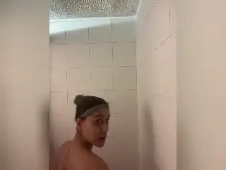 Xlovecam Free Live Porn of ThaliaAres