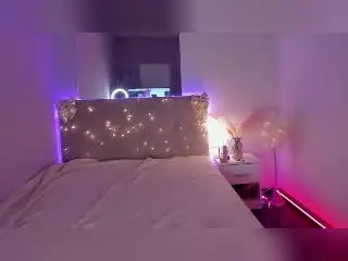 Xlovecam Sex Chat of LunaHeadly