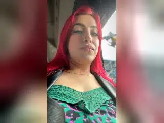 Xlovecam Live Sex Cam of AlissaBrown