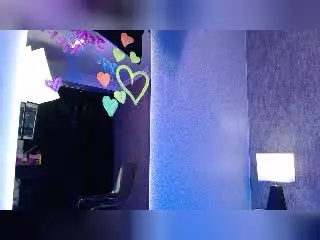 Xlovecam Live Sex Cam of KarinaFlowers