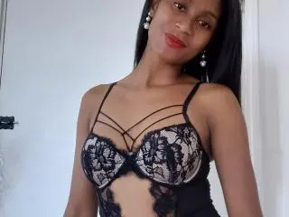 Xlovecam Sex Cam of PerlaLouisa