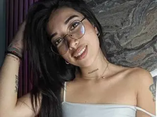 Xlovecam Live Sex of KrystalEvans