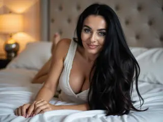Xlovecam Free Live Porn of StellaModel