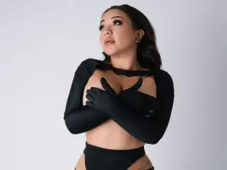 Xlovecam Live Sex Cam of MiaWheel