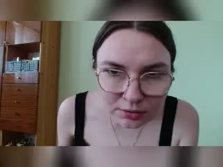 Xlovecam Free Live Porn of EllyBrune