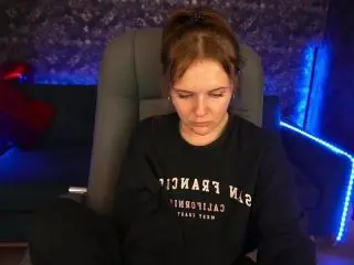 Xlovecam Adult Video Chat of MaribelRiverr