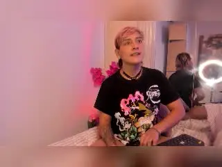 Xlovecam Best Webcam of DannyRouds