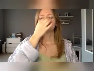 Xlovecam Live Sex Cam of MillieLust