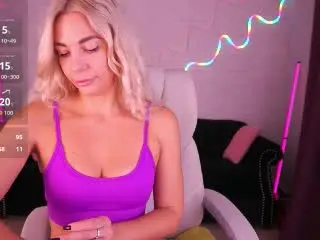 Xlovecam Live Sex of BellaRayyy