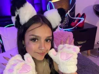 Xlovecam Free Live Porn of MarietteJones