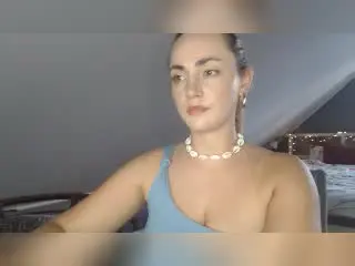 Xlovecam Free Porn Cam of ScarlettLips