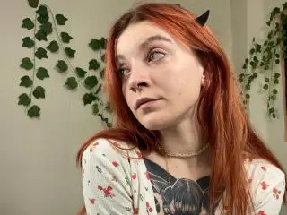 Xlovecam Live Sex Cam of LumiLune